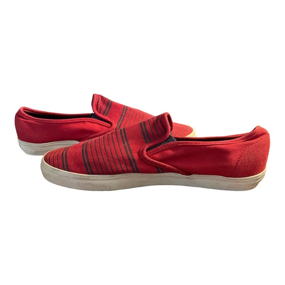 VANS Coastal Slip On Low Profile Red & Navy Striped Sneakers Men Size 11.5 - Picture 3 of 12